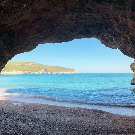 Baia Di Campi Vieste