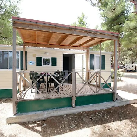 Baia Di Campi Semesterpark 3*